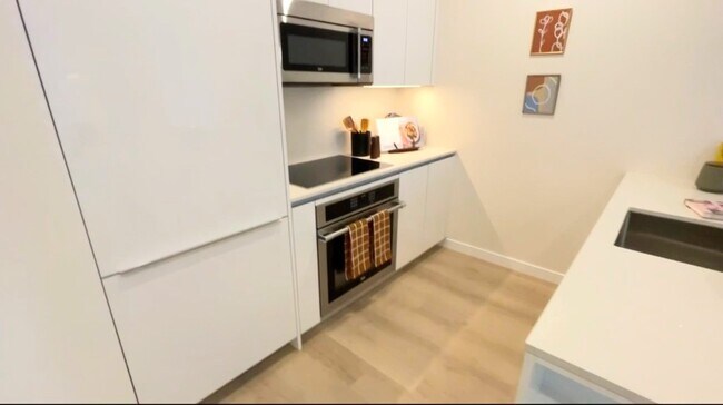 Photo - 50 Broad St Unidad 2506