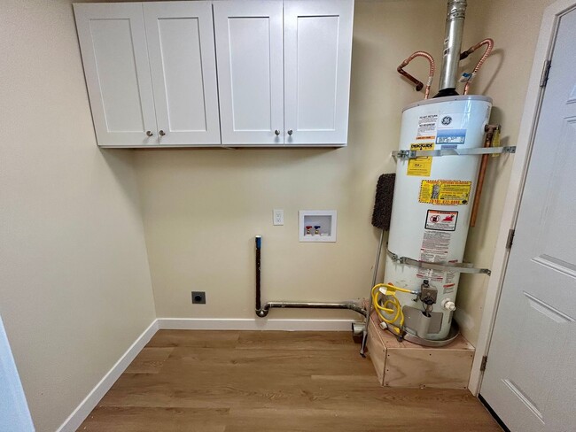 Photo - 1254 Lillian Ave