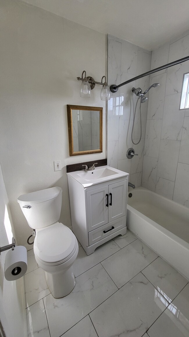 Photo - 15216 Arcturus Ave