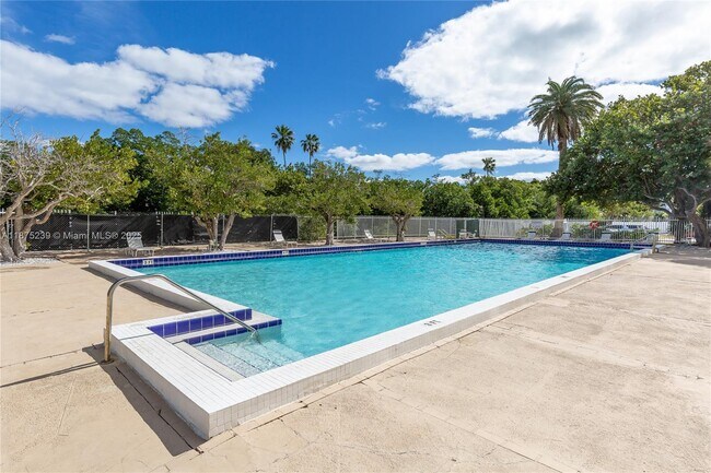 Photo - 7441 Wayne Ave Unit 12I