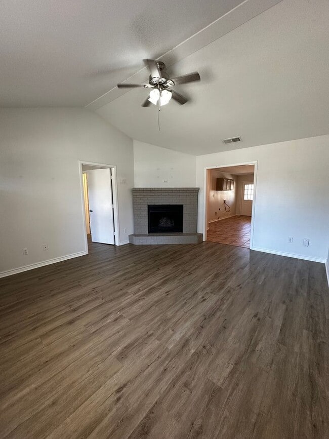 Photo - 31 Dawn St Unit 31 Dawn