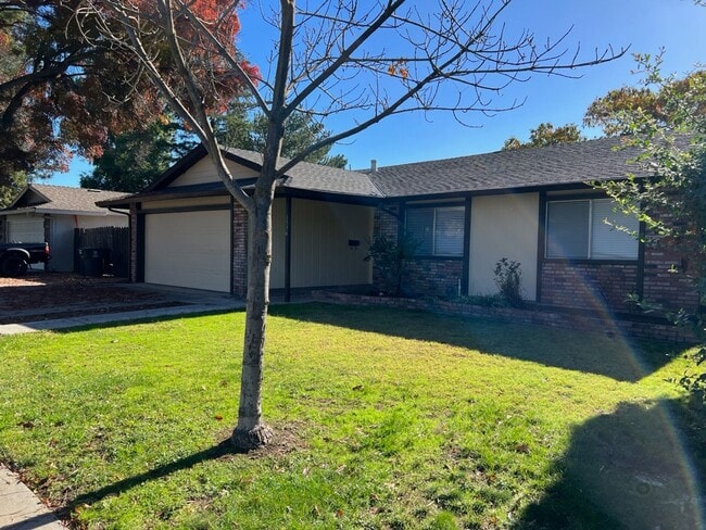1536 Sheldon Dr