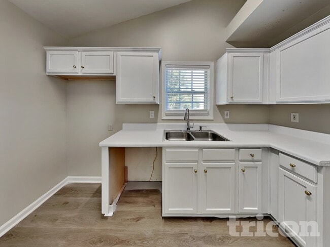 Photo - 2979 Rolling Ln