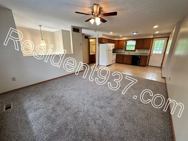 3788 Sellars Rd