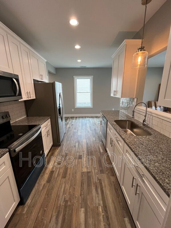 Photo - 111 Stone Dr