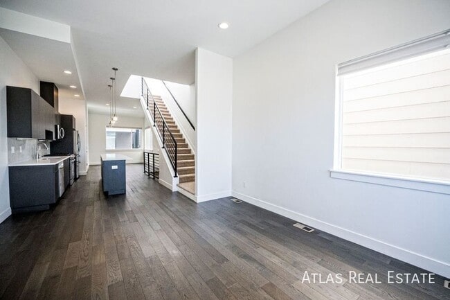Photo - 2016 N Bryant St Unit 107