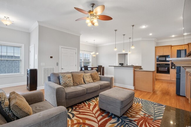 Photo - 414 St.Julian Ln