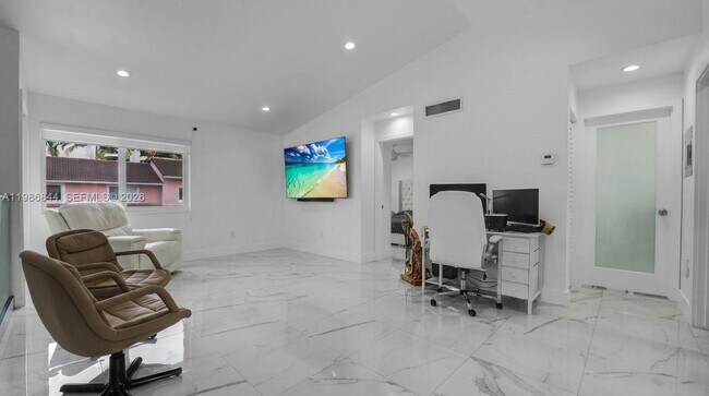 Photo - 8033 Lake Dr Unit 203