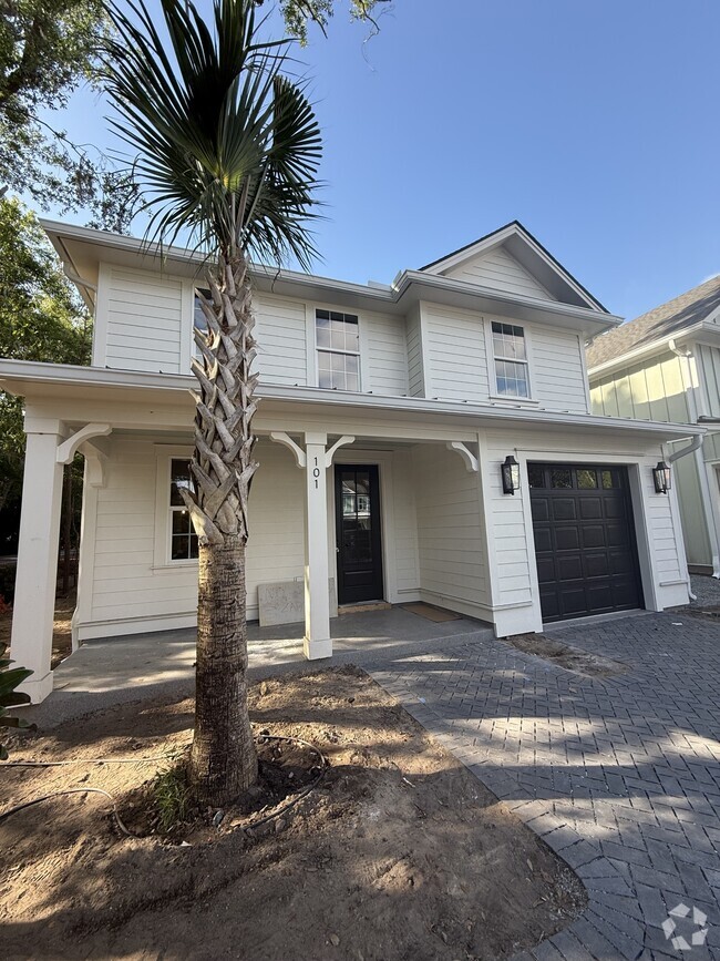 Building Photo - 205 Halyard Dr Rental