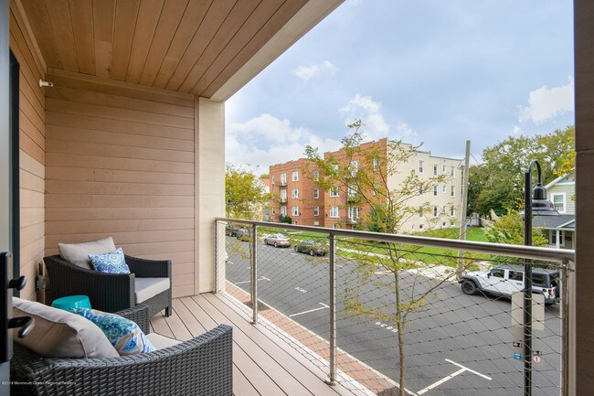 Photo - 601 Heck St Unit 207