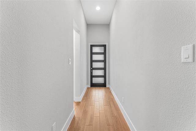 Photo - 3522 Riley St