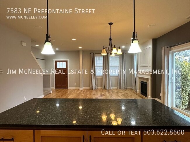 Photo - 7583 NE Prefontaine St