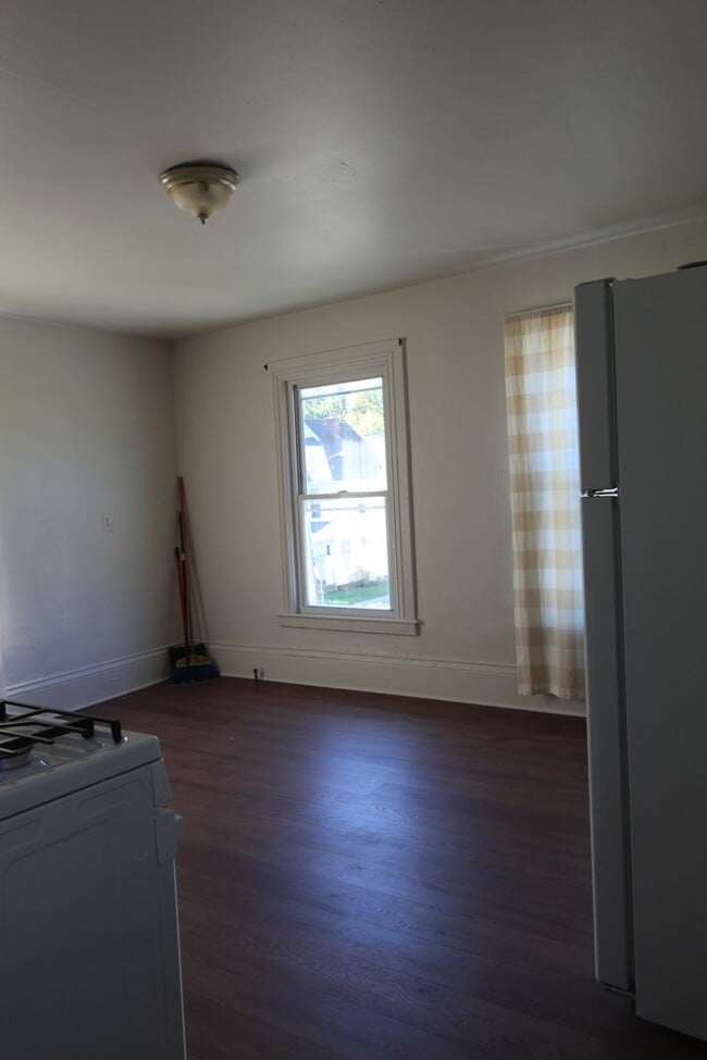 Photo - Upstairs Studio Apartment