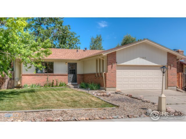 4 bedroom Solid Brick Ranch in NW Longmont! - 4 bedroom Solid Brick Ranch in NW Longmont! House