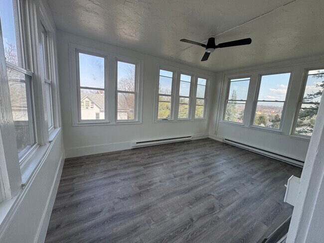 Photo - 608 S 24th St