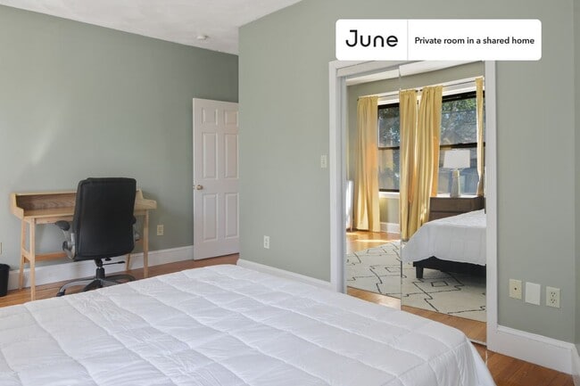 Photo - Room in Shared 4 bed/1 bath home Unit A