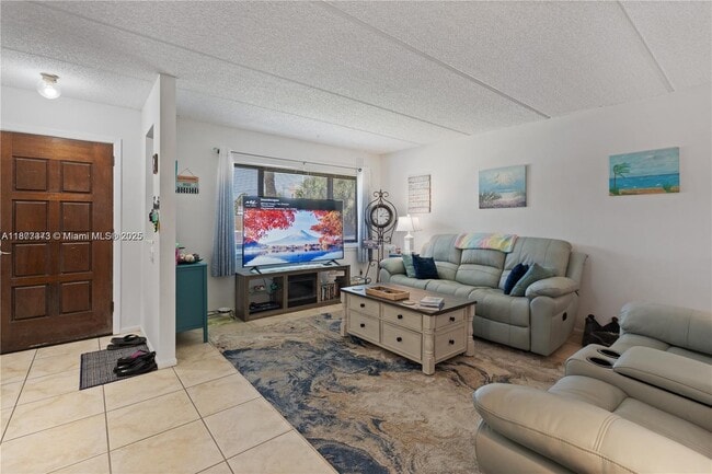 Photo - 1145 N Shannon Ave Unidad 39