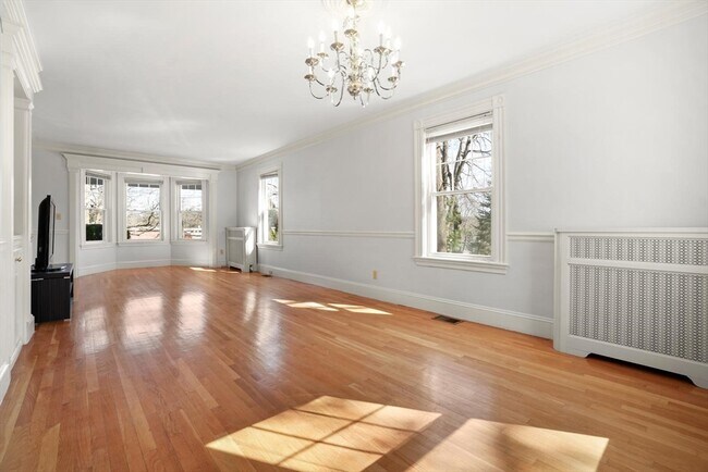 Photo - 20 Donizetti St