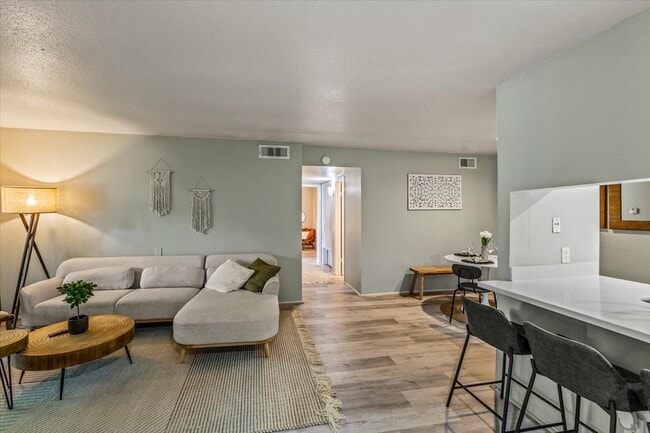 Building Photo - 2601 S Braeswood Blvd Unit 1404