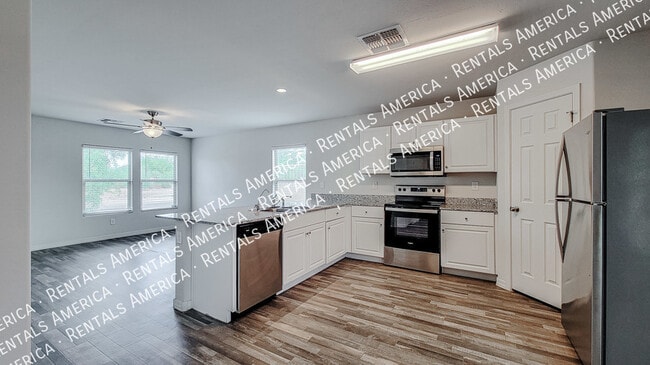 Photo - 229 Watson Pl