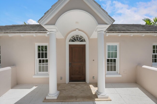 Photo - 750 S County Rd