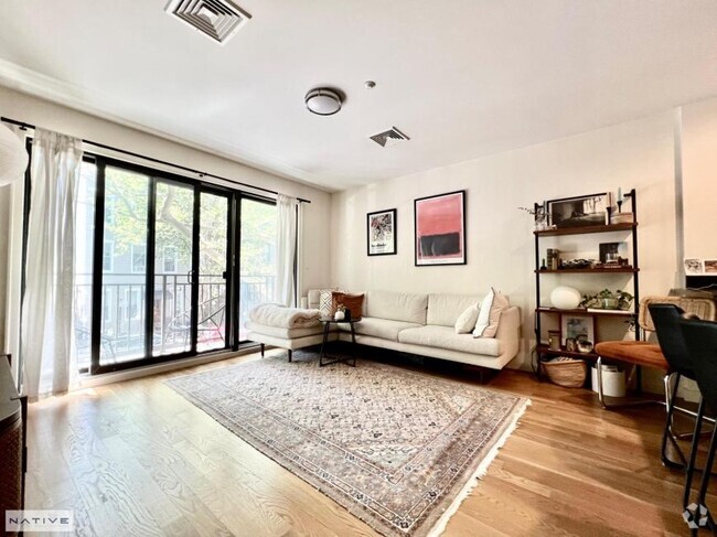 Building Photo - 1 bedroom in BROOKLYN NY 11222 Unit 2F Rental