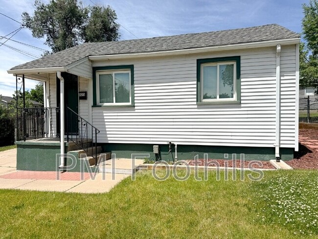 Photo - 825 E Dartmouth Ave