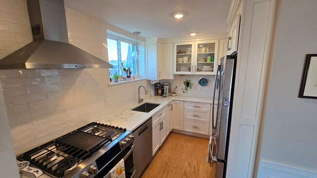Photo - 20 Stearns Rd Unit 20 Stearns Rd
