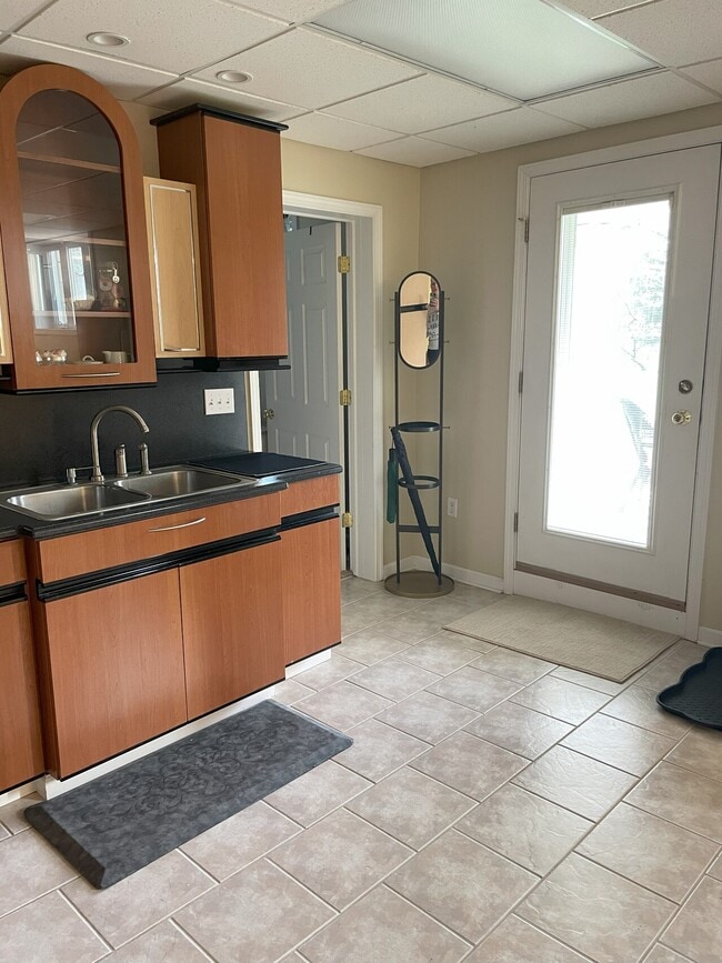 2006 Buckeye Dr. Basement Apartment House Rental in Sharpsville, PA