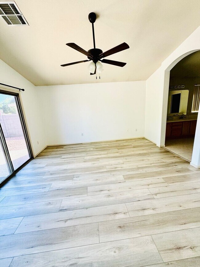 Impeccable 3 Bedroom POOL home GILBERT a... House Rental in Gilbert