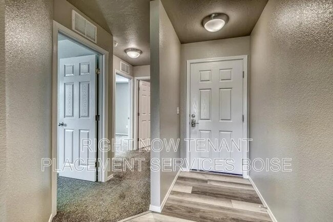 Photo - 8148 S Red Shine Ave