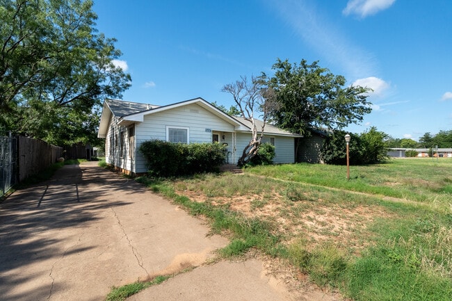 Building Photo - 1773 N 12th St
