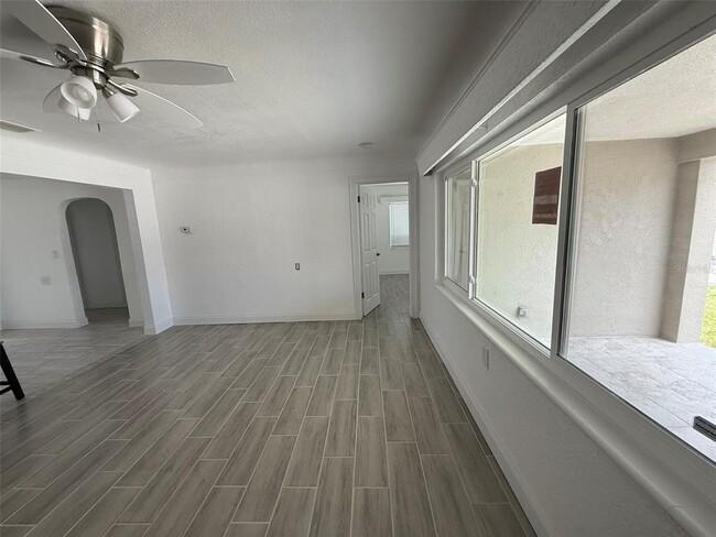 Photo - 460 82nd Ave