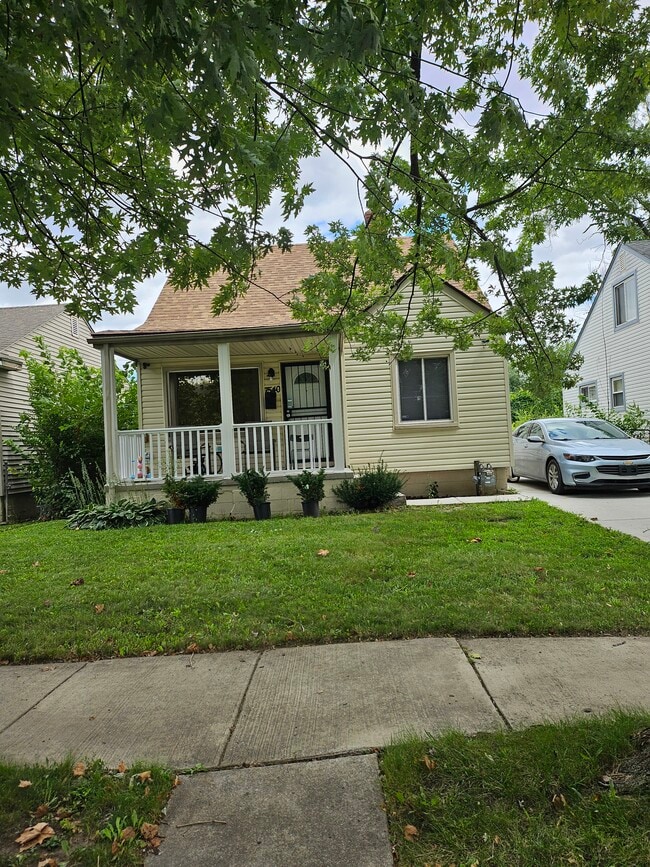 Building Photo - 7540 Archdale St Rental