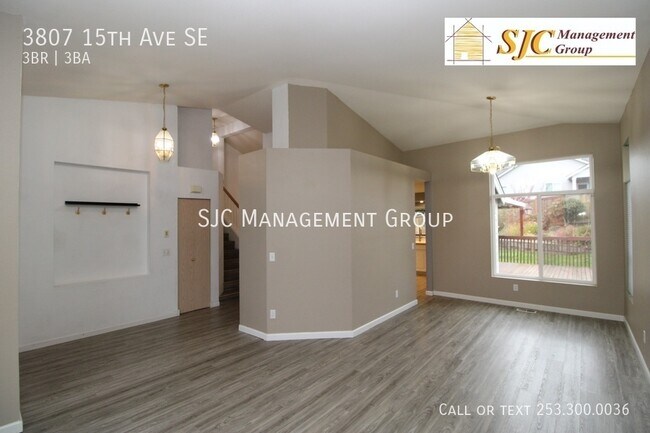 Photo - 3807 15th Ave SE