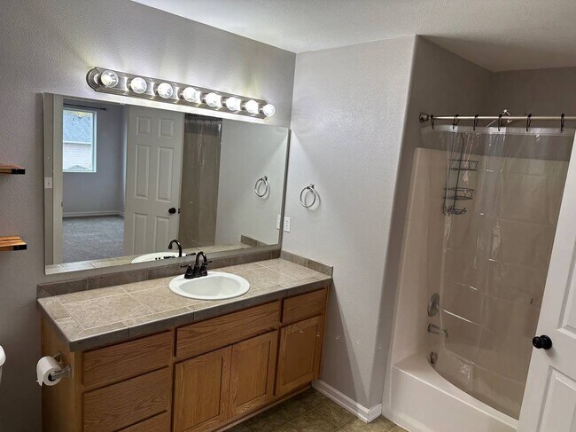 Photo - 2315 NW 5th St