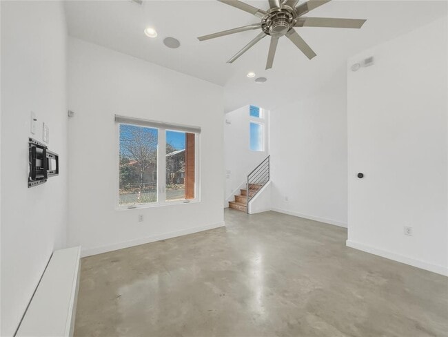 Photo - 5501 Link Ave