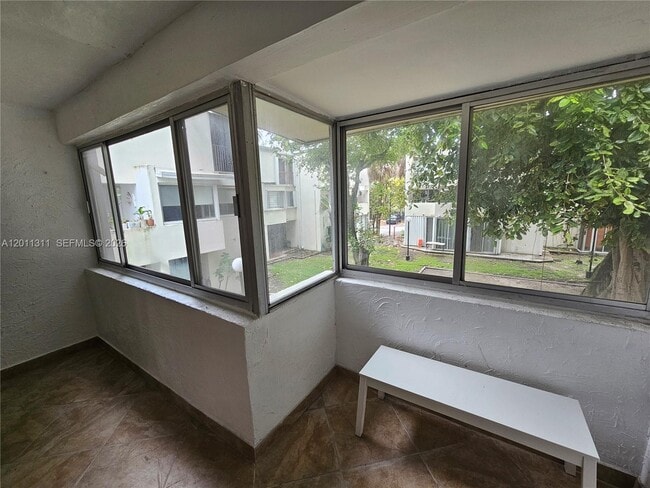 Photo - 1912 SW 17th Ave Unit 11