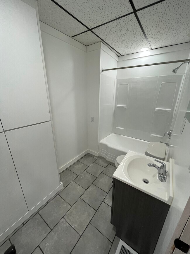 Photo - 7367 N Bray Rd Unidad #1