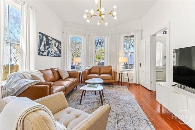 Photo - 317 E Anderson St