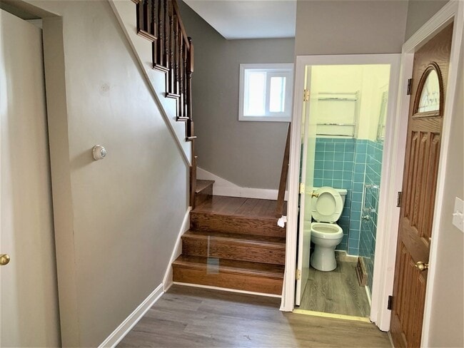 Photo - 49 Thornton St