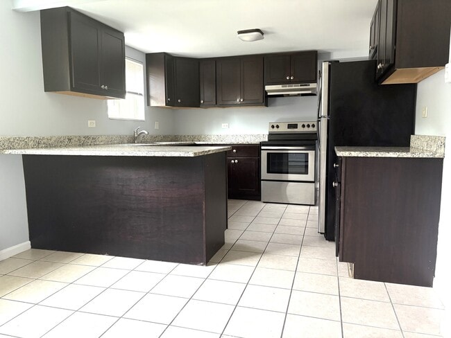 Photo - 21W284 Tee Ln Unit C