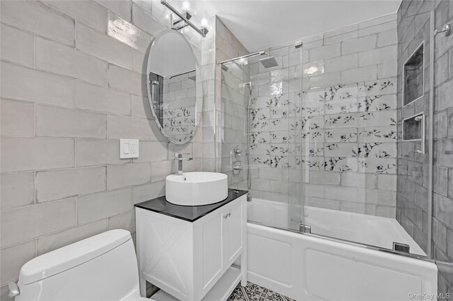 Photo - 4-74 48th Avenue Unit 25M Unit 25M