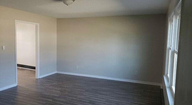 Photo - 1950 Park Ave