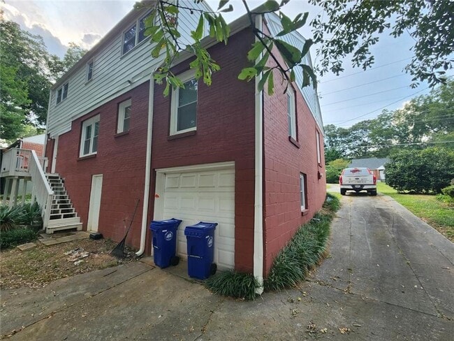 Photo - 2431 N Decatur Rd