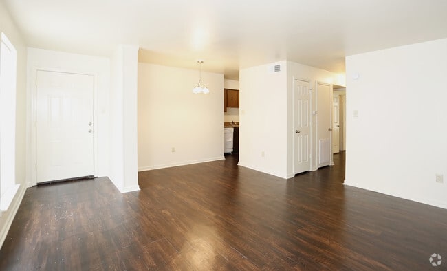 1BR/1BA -856SF