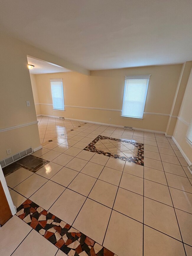 Photo - 1307 Jackson St