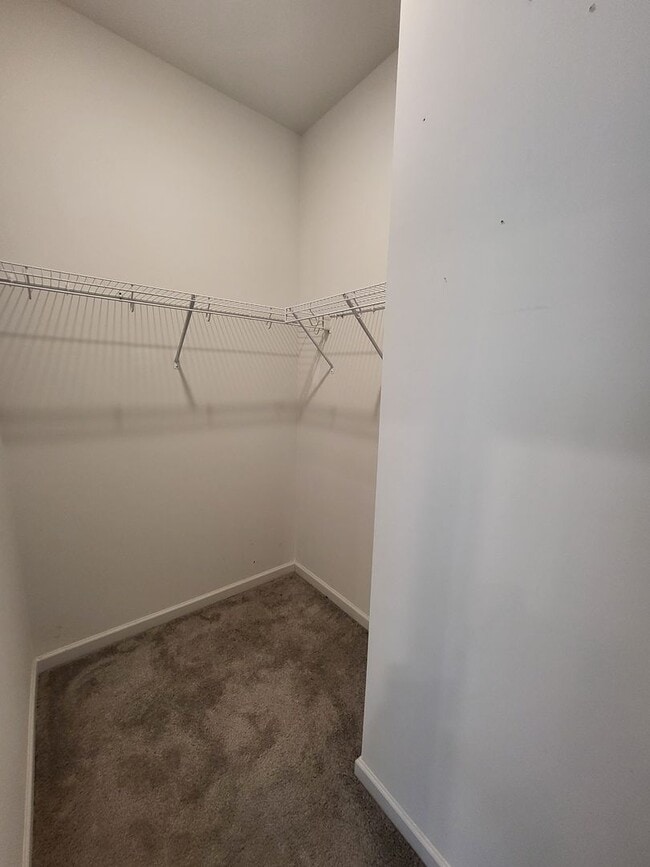 Photo - Cute, Well Maintained, Ranch Close to Mountain Island Lake