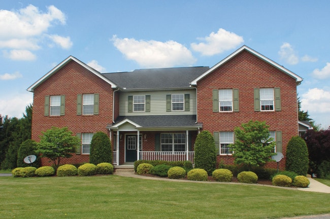 Building Photo - Edgewood Manor Rental