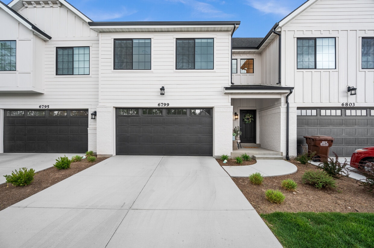 Photo - 6799 S 700 E (Midvale, UT)